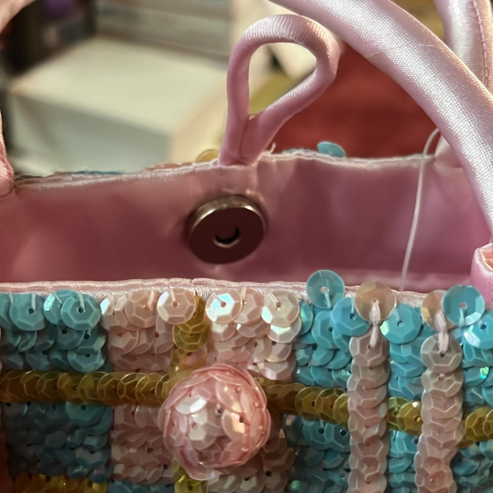 Hand made La chatetre fashion purse - Picture 6 of 6